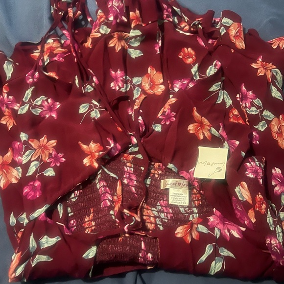 Pink romper - Picture 4 of 12